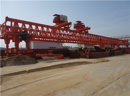 Beam Launching Gantry Crane