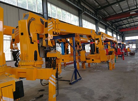 12 ton Telescopic Boom Crane